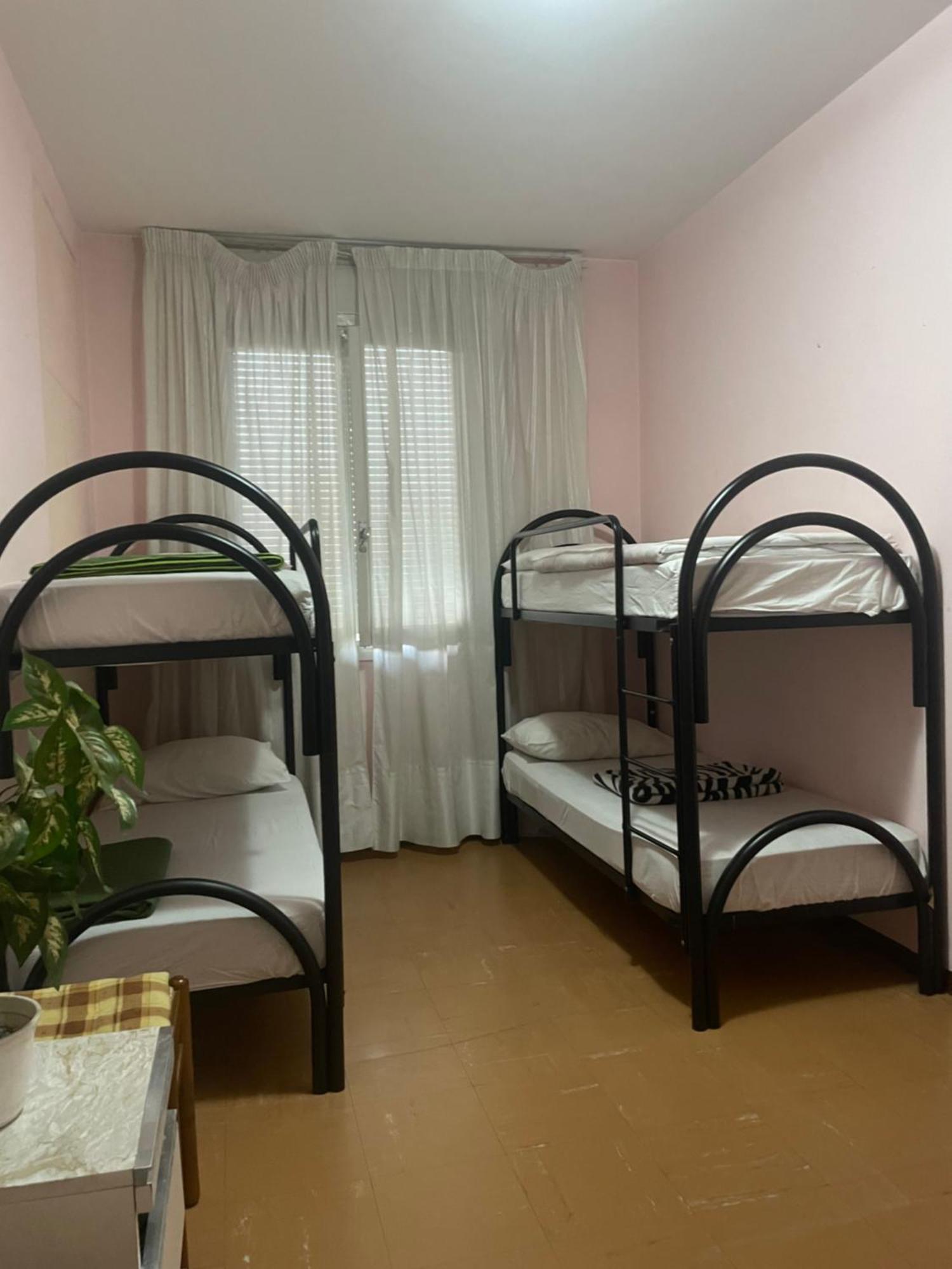 Privatunterkunft Famagosta Home Mailand
